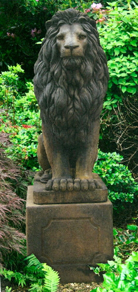 Grand Regal Lion Garden Statue & Plinth